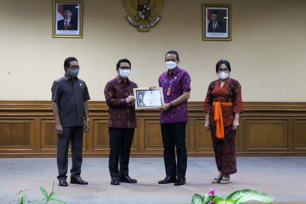 Dinas Perhubungan Kabupaten Badung  Mendapat Penghargaan Peringkat 2 (dua) dengan Nilai 86,08 (A).